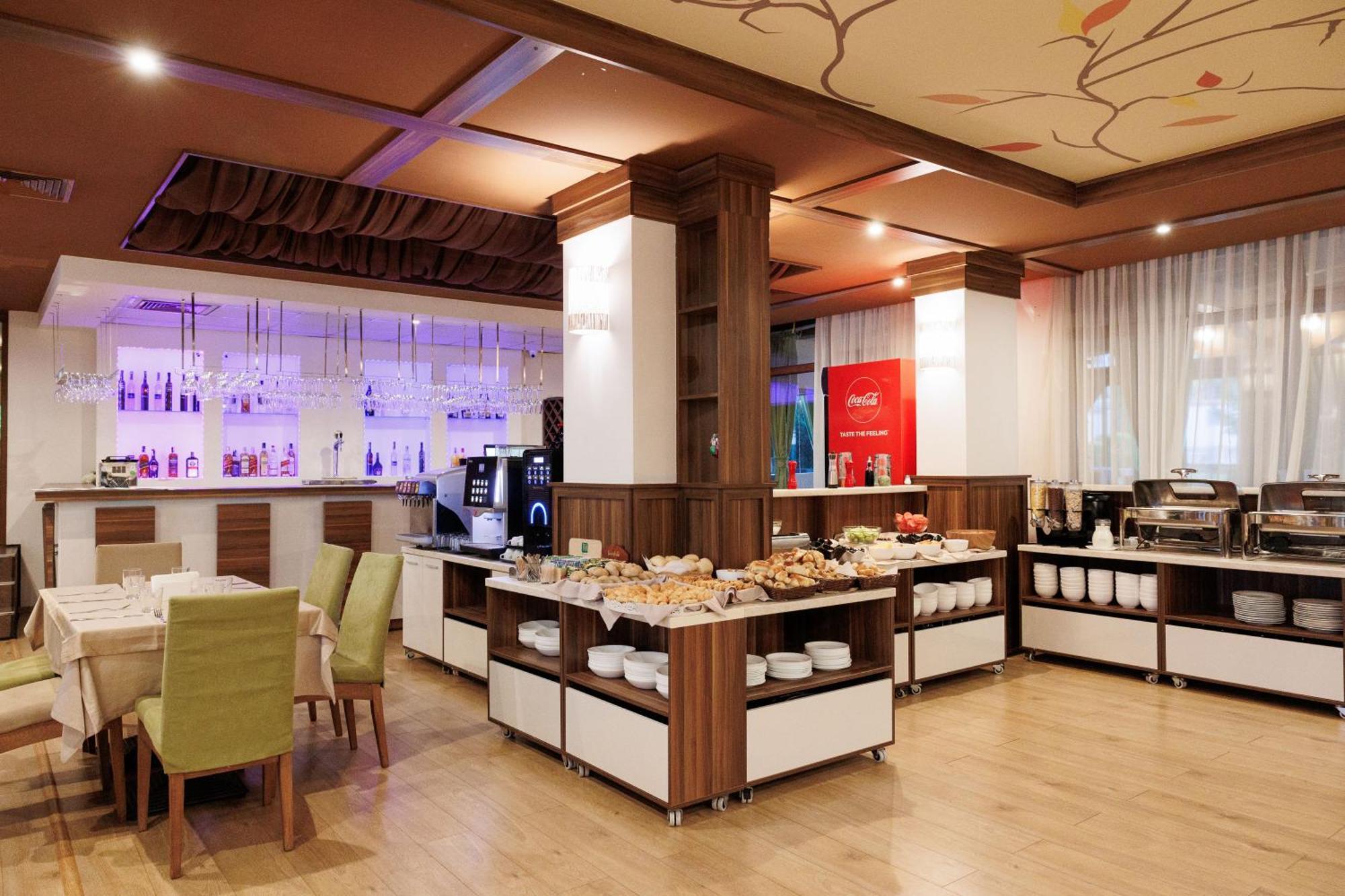 Wood & Aparthotel Bansko