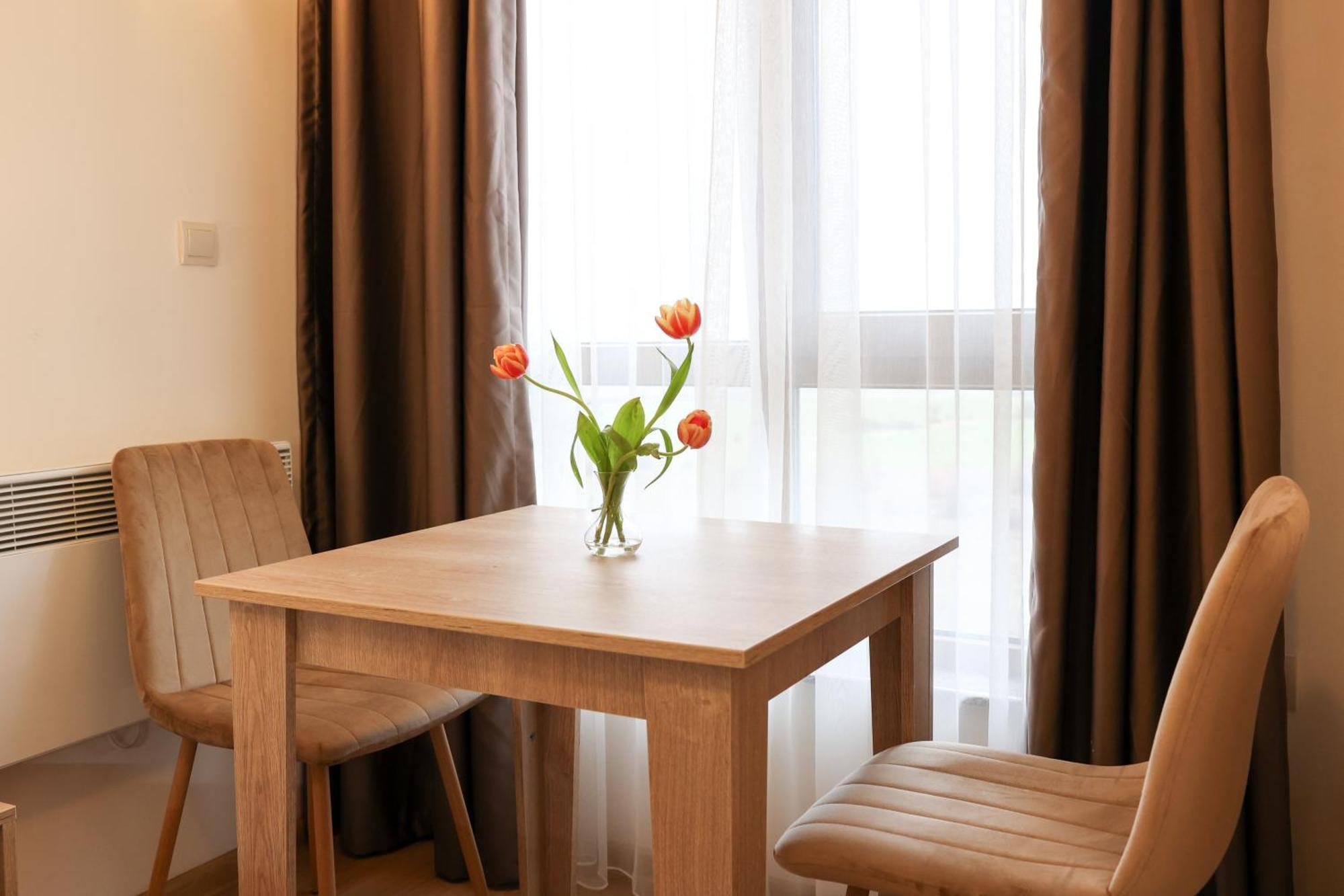 Wood & Hotel de apartamente