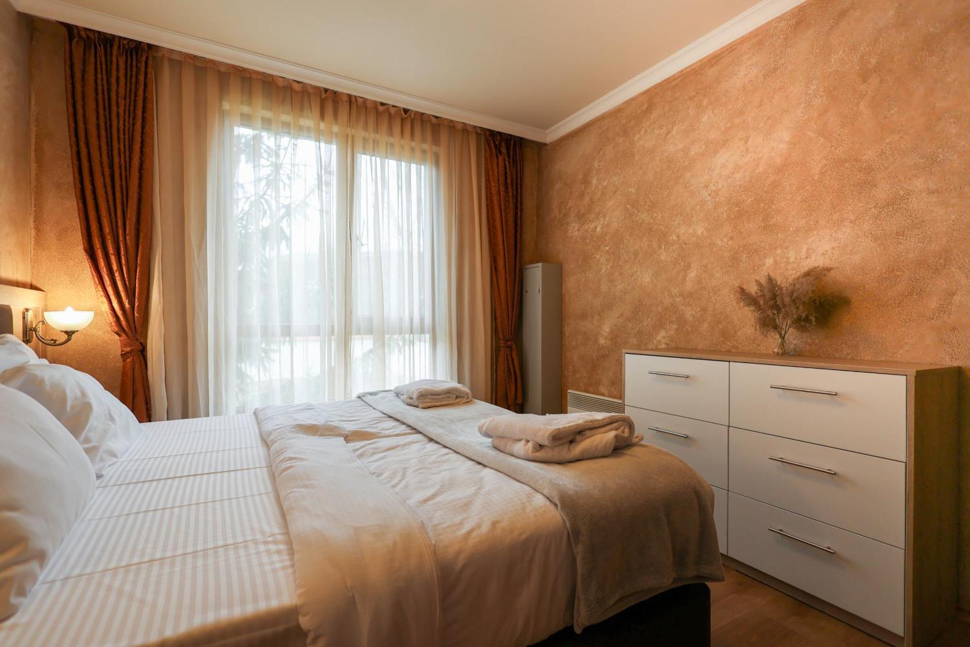 Wood & Hotel de apartamente Bansko